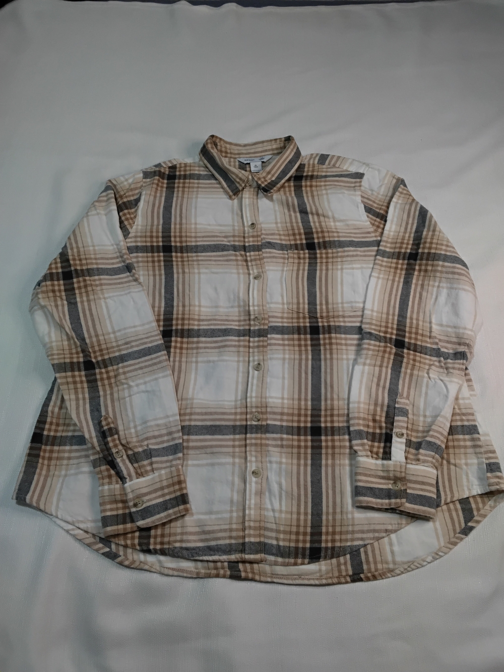 Old Navy The Classic Shirt Cream and Brown Plaid Button-Up Sz XL.